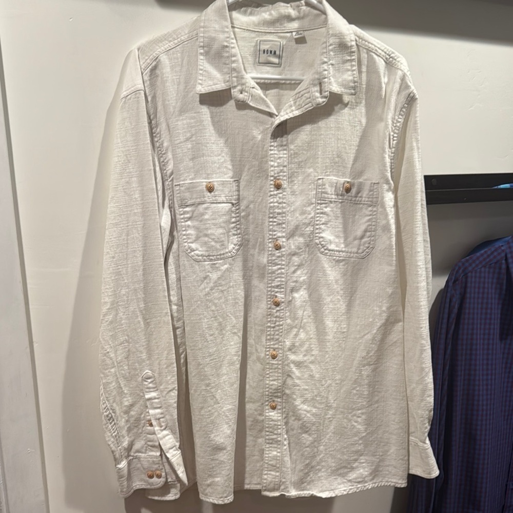 White Casual Textured Button Down Shirt with Long Sleeves